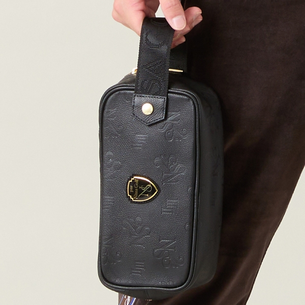 【本革使用】エンボス加工クラッチバッグ